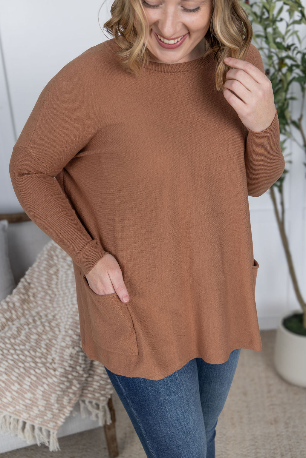 PREBOOK Naomi Pocket Sweater - Latte