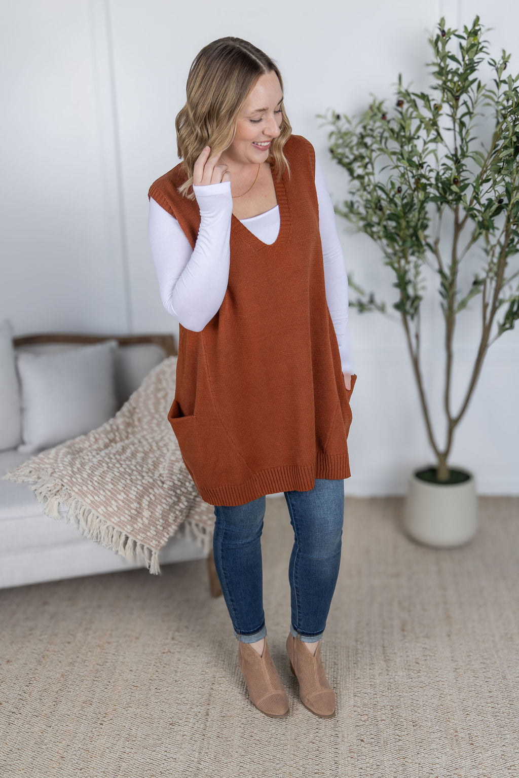 PREBOOK (eta early Oct)Tunic Sweater Vest - Rust