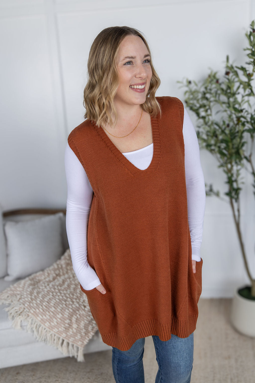 PREBOOK (eta early Oct)Tunic Sweater Vest - Rust