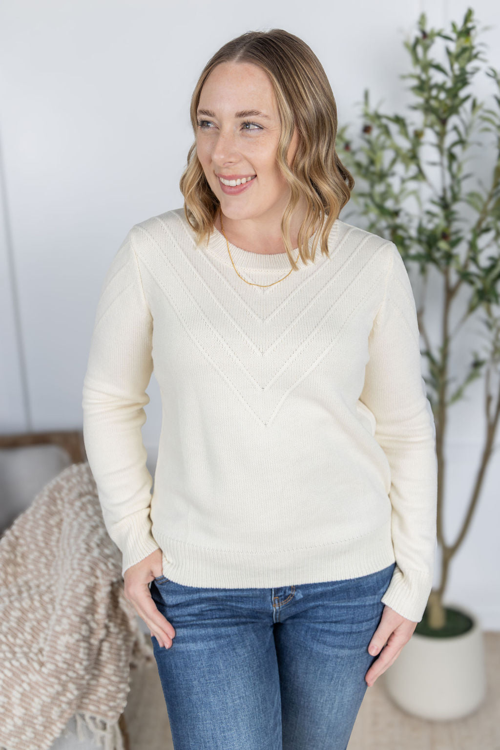 PREBOOK Evelyn Sweater - Ivory