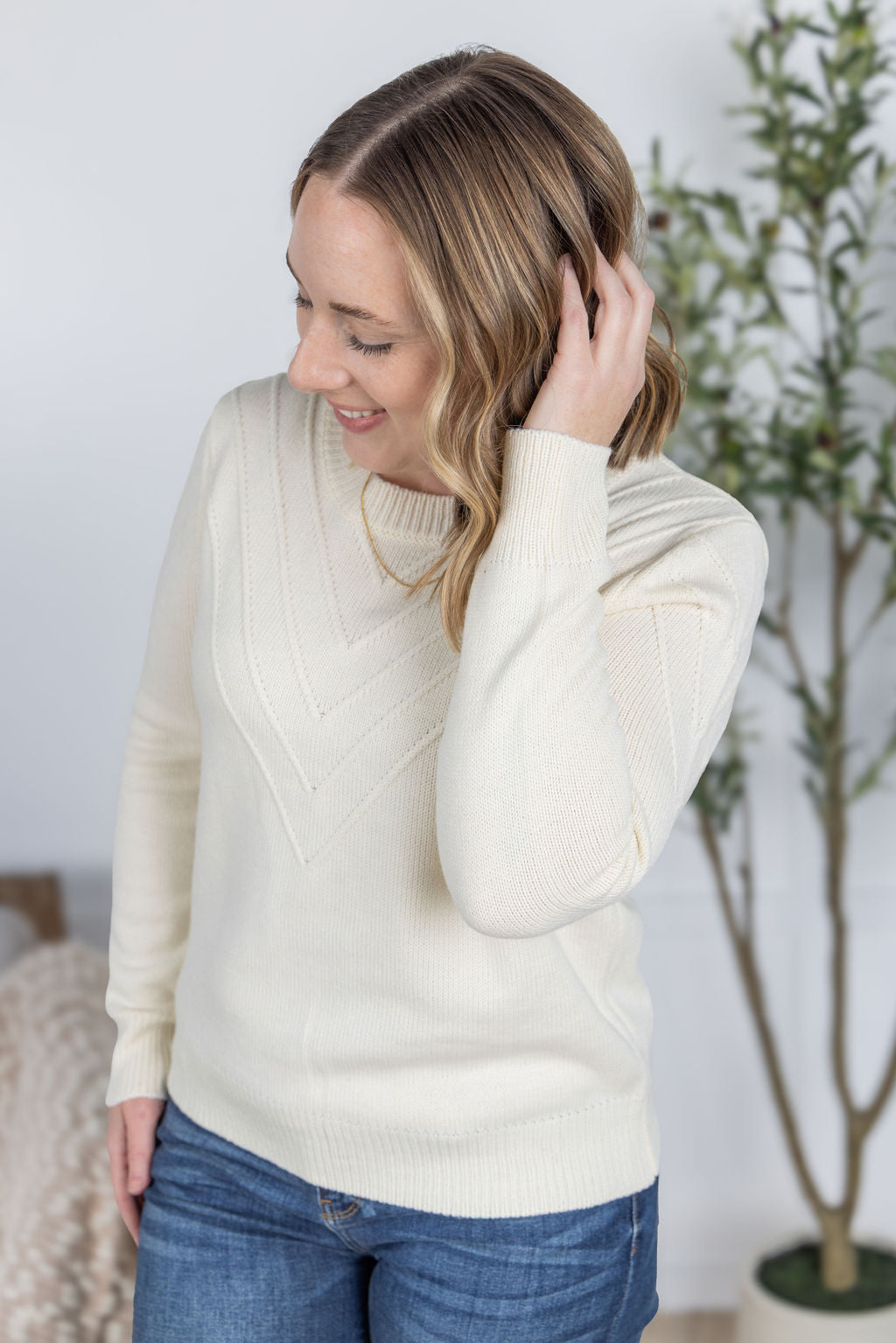 PREBOOK Evelyn Sweater - Ivory
