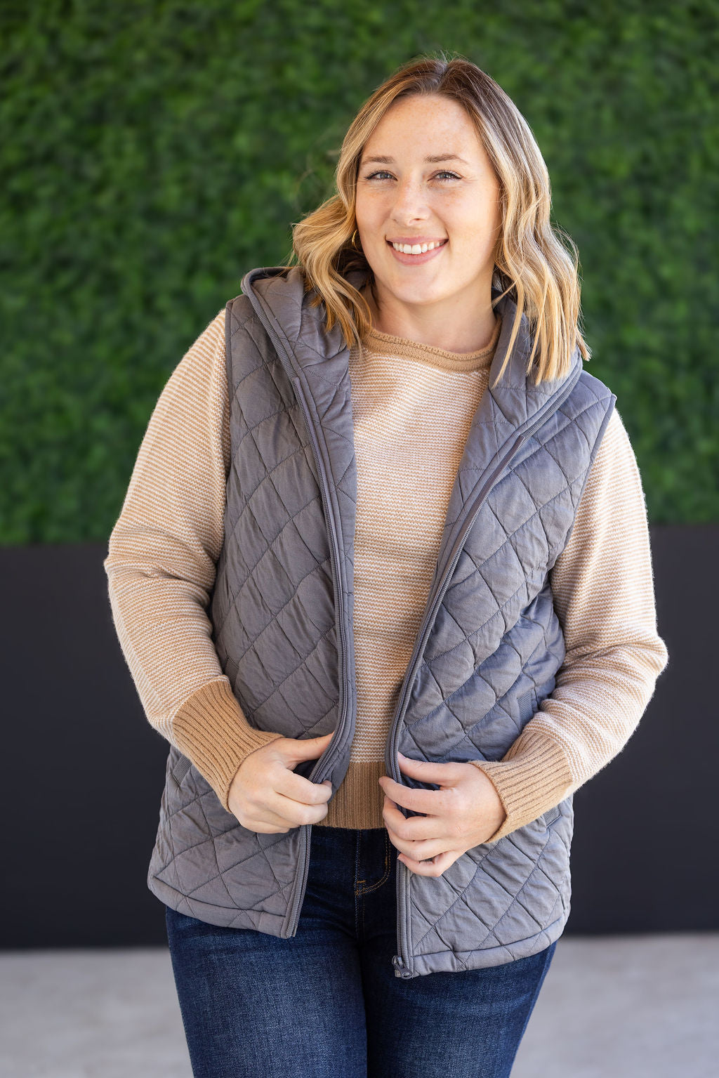 PREBOOK Heather Hooded Vest - Grey