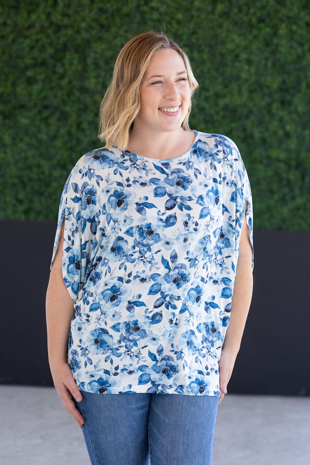 PREBOOK Darcy Dolman - Sapphire Floral