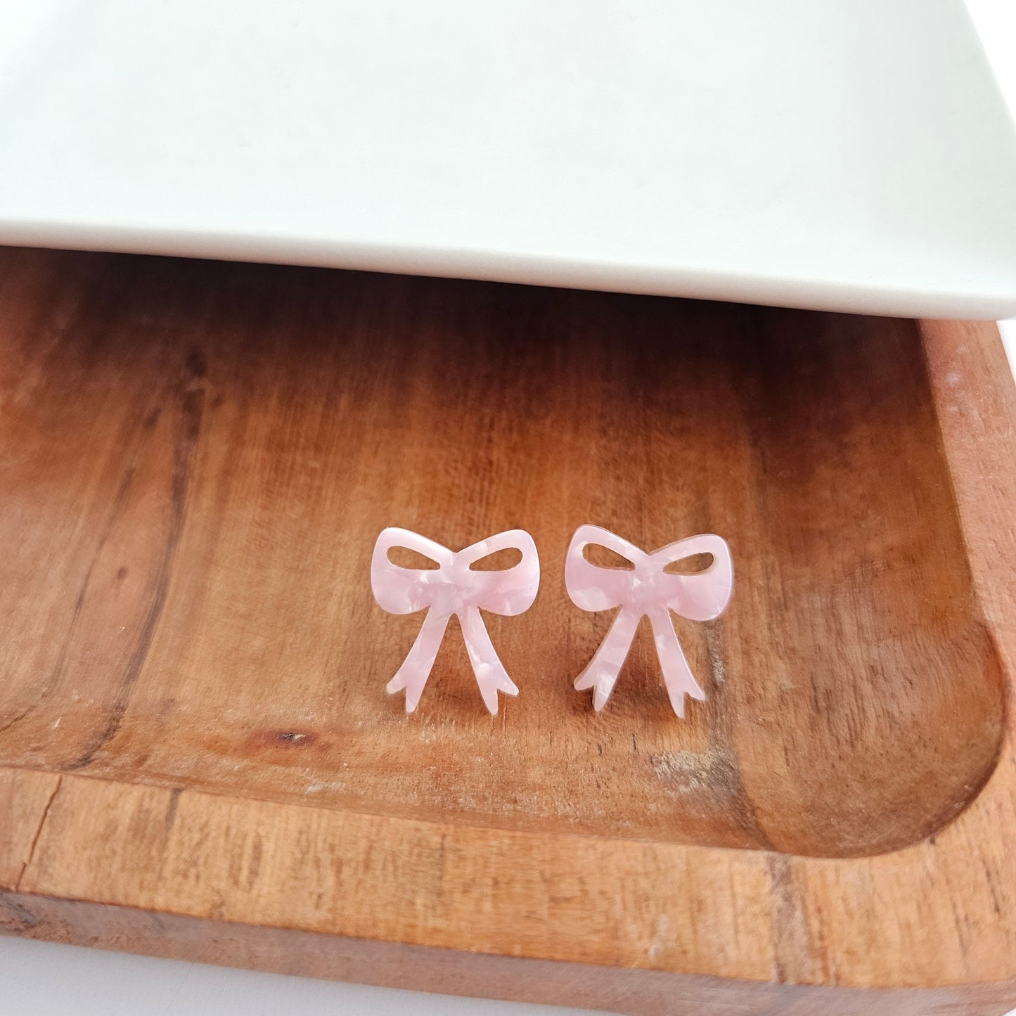 Bow Studs - Pink