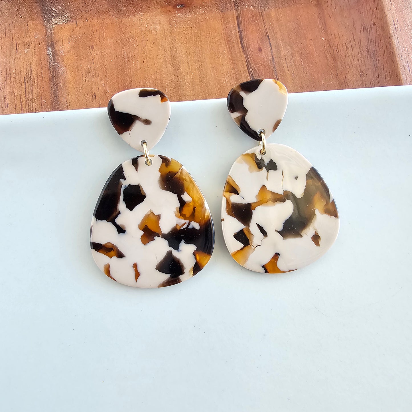 Penelope Earrings - Caramel Latte