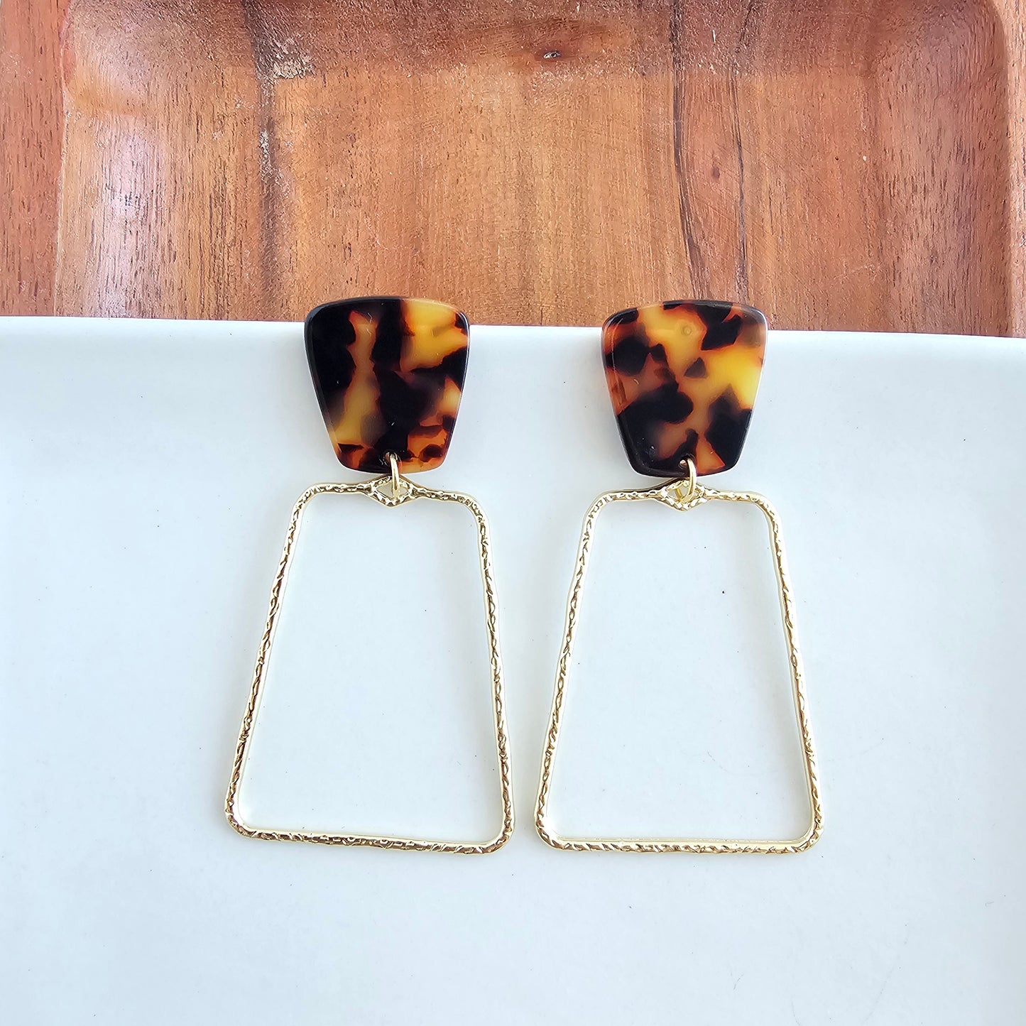 Ariana Earrings - Tortoise