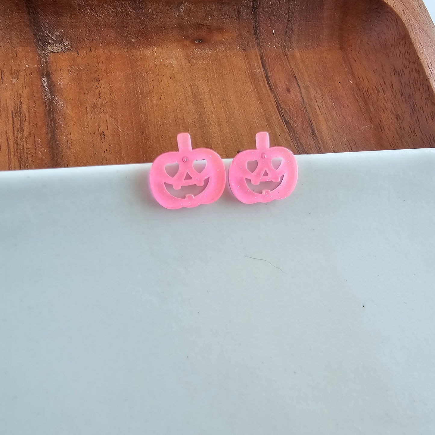 Jack O' Lantern Pumpkin Studs - Pink Glitter