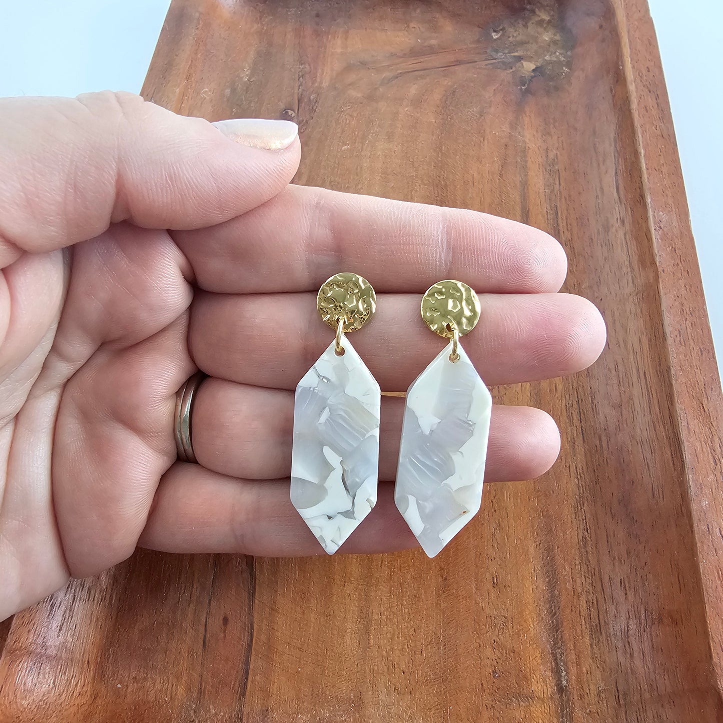 Gemma Earrings - Breezy White