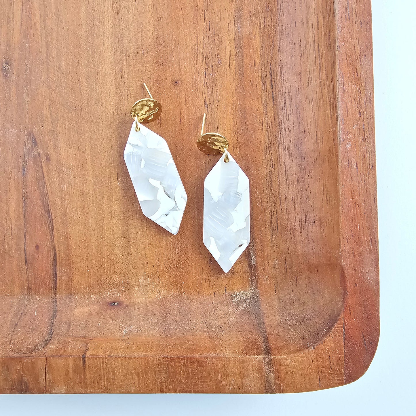 Gemma Earrings - Breezy White