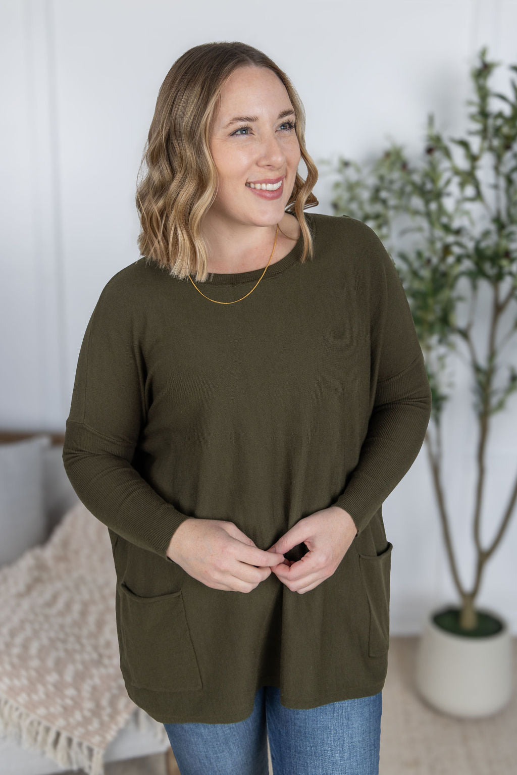 PREBOOK Naomi Pocket Sweater - Olive