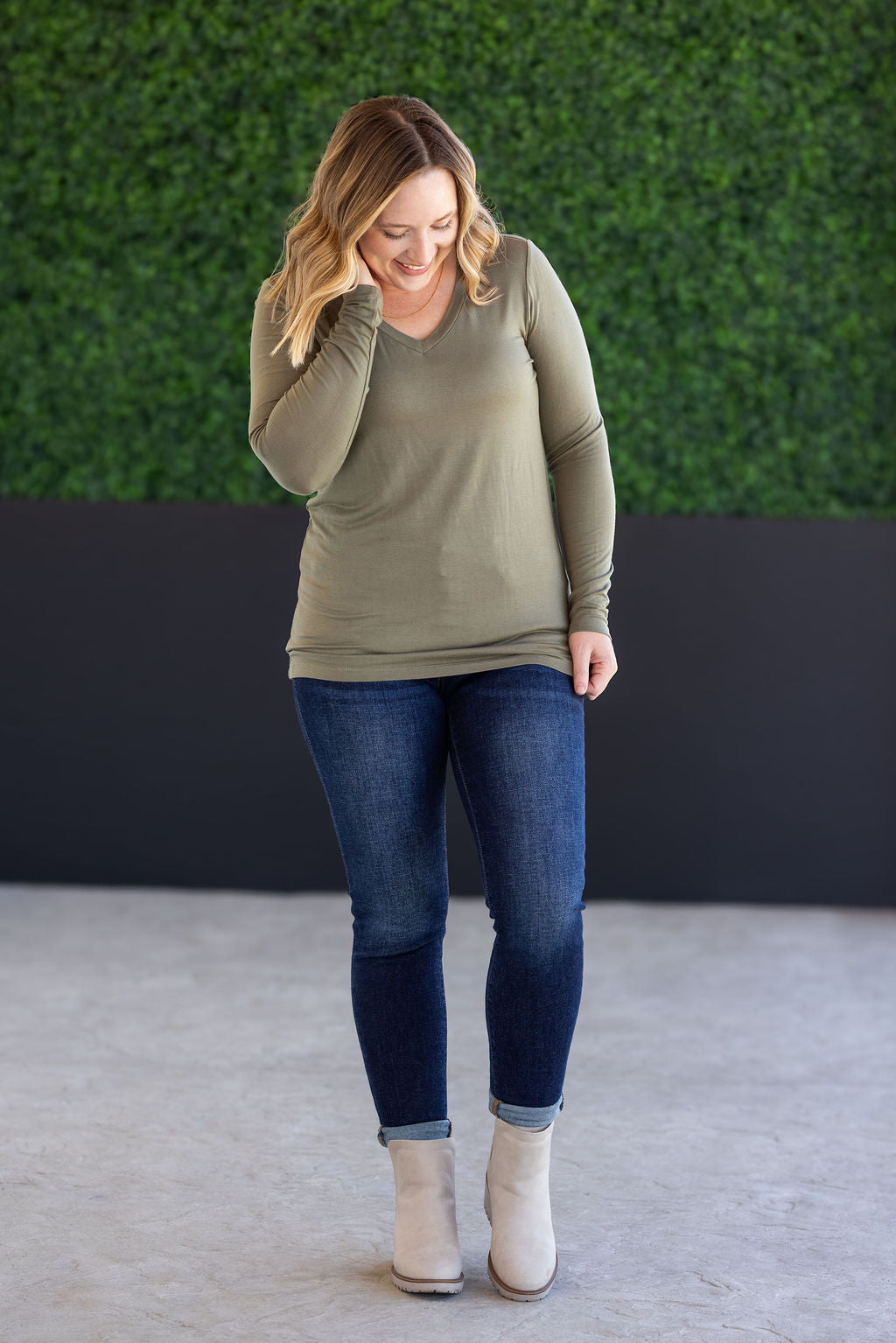 PREBOOK Larissa Long Sleeve - Olive