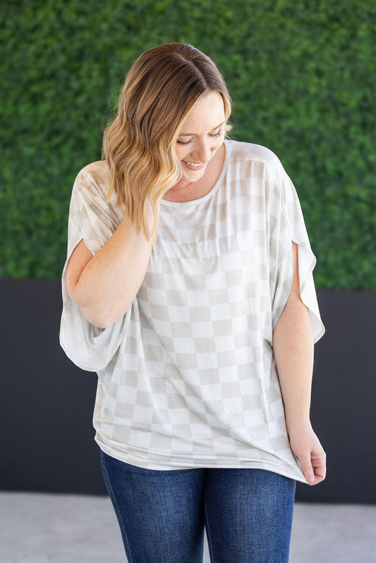 PREBOOK Darcy Dolman - Neutral Checkers