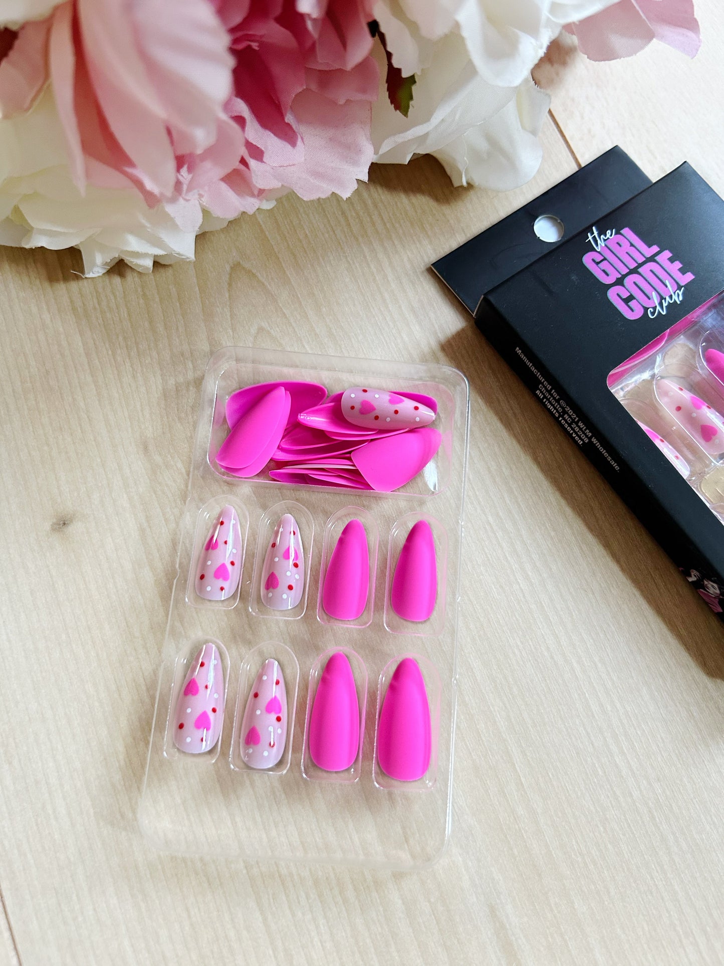 “Girls Just Wanna Have Fun” Press-On Nails