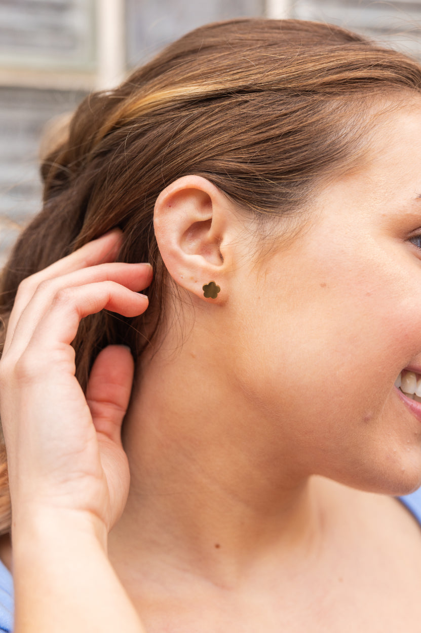 Luxe Flower Studs - Gold