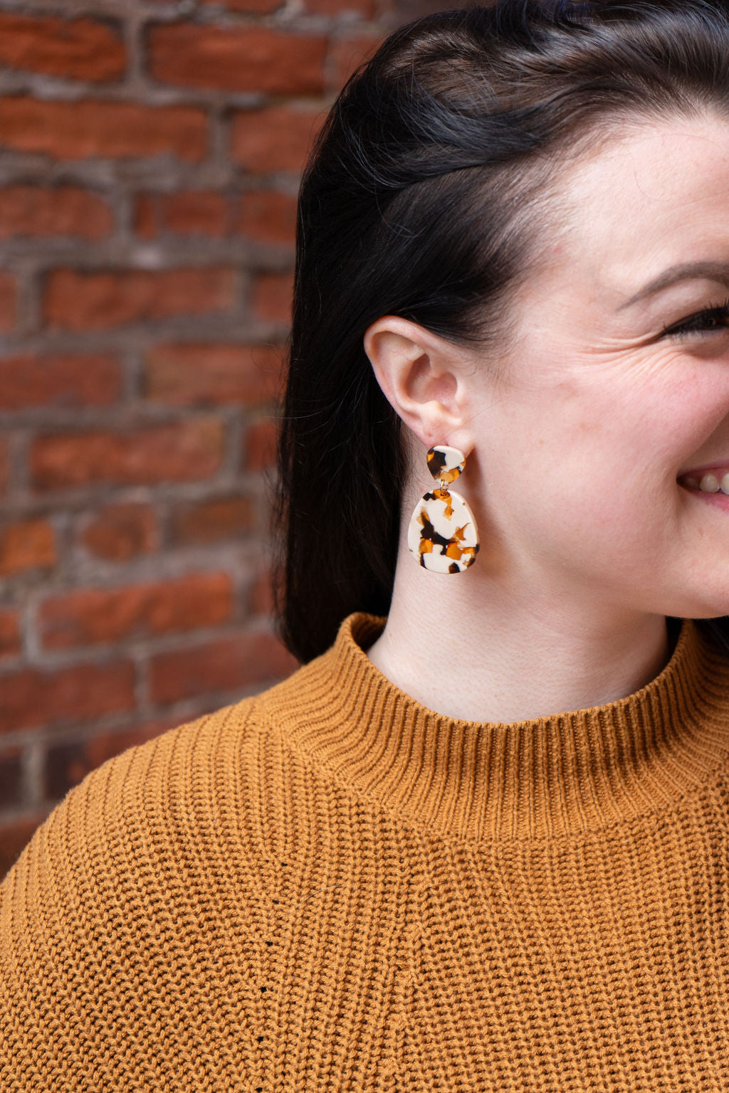 Penelope Earrings - Caramel Latte